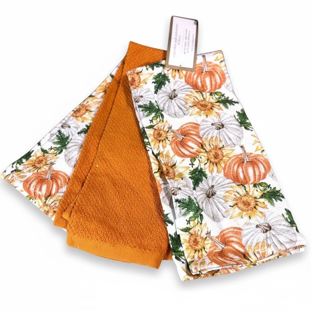 Cupcakes and Cashmere Set of 3 Fall/Harvest Pumpkin Kitchen Towels NWT